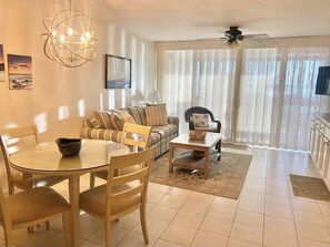 케이블 채널 시청이 가능한 48인치 스마트 TV, TV