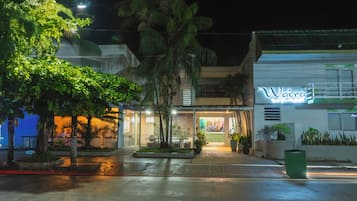 Fachada da propriedade