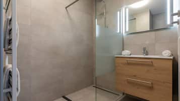 Apartment | Bathroom