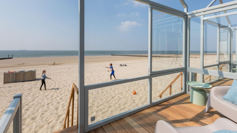 Beach House Dishoek With Stunning Sea Views