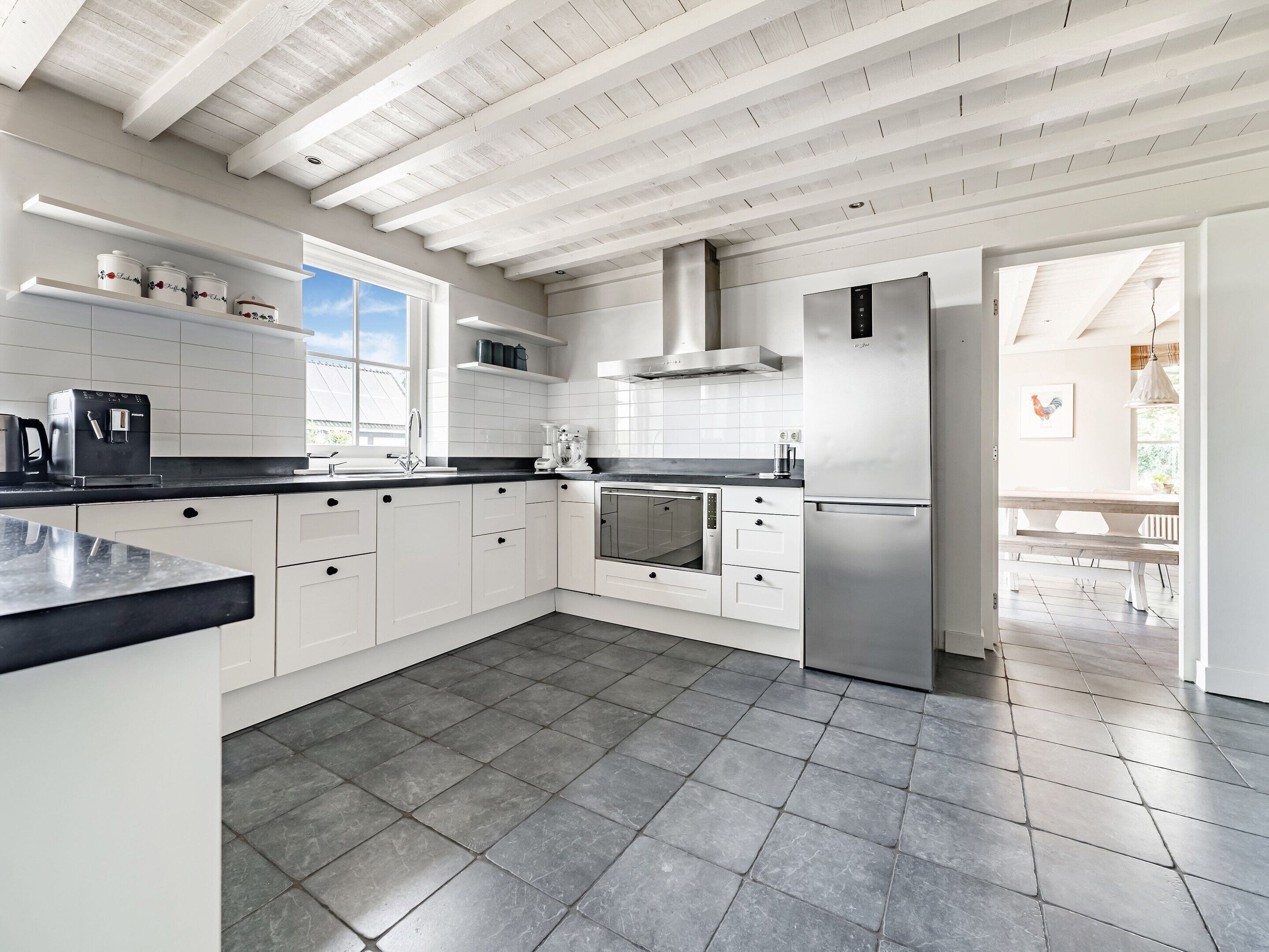 ハウス | 専用キッチン | 電子レンジ、コーヒー / ティーメーカー、ハイチェア