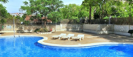 Utomhuspool