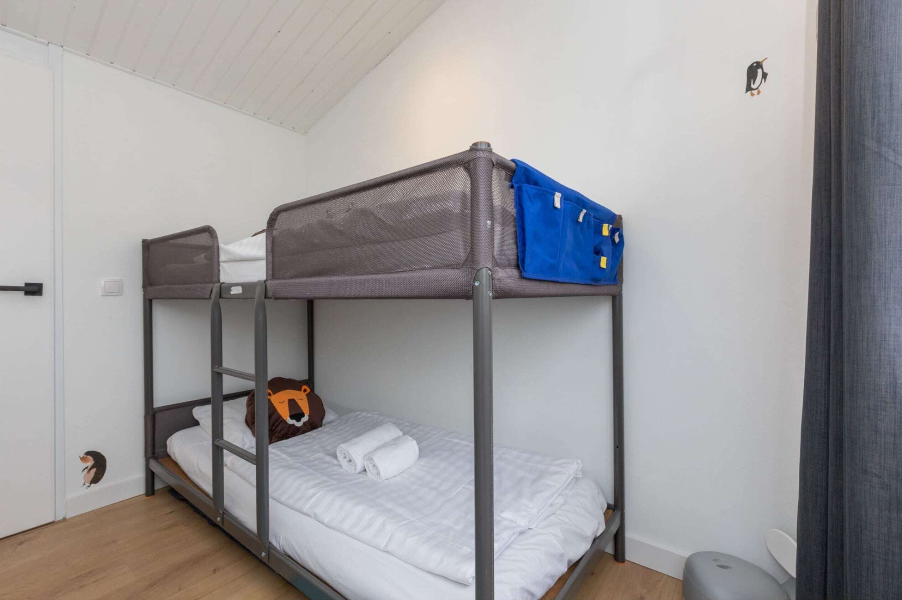 3 bedrooms, individually furnished, bed sheets