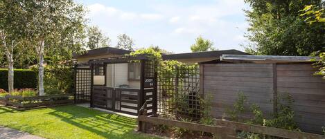 Bungalow | Exterior