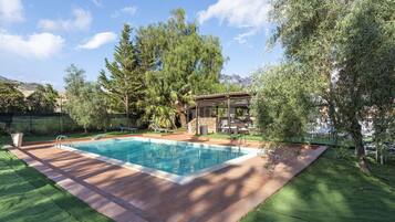 Ferienhaus | Pool | Innenpool, Außenpool