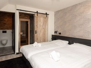 Apartment | 1 bedroom, individually furnished, bed sheets - Studio in Domburg Near Beach and Golf (Renesse)