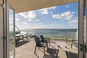 Apartment | Balcony - Apartment on Tholen by Oosterschelde Estuary (Scherpenisse)