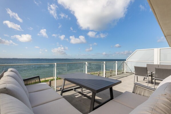 Apartment | Balcony