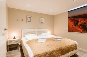 Villa | 8 habitaciones y muebles diferentes 