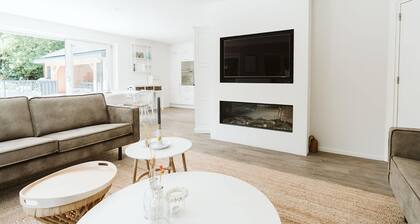 Luxurious 16-person Villa With Swimming Pool Sauna Outdoor Kitchen With BBQ