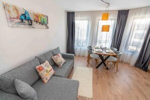 Living area - Pomorie Seaside Apartments (Pomorie)