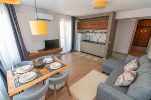 Living area - Pomorie Seaside Apartments (Pomorie)