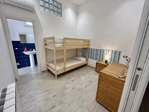 Apartment | 2 bedrooms - Villa in Sicily With Sea Access (Santa Flavia)