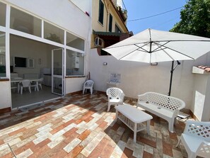 Apartment | Balcony - Villa in Sicily With Sea Access (Santa Flavia)