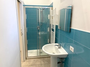 Apartment | Badezimmer