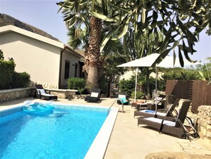 Villa | Pool | Indoor pool, outdoor pool - Belvilla by OYO Villa Nicole 5 (Castellammare del Golfo)