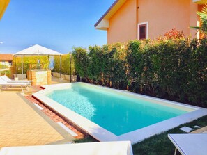 House | Pool | Indoor pool, outdoor pool - Belvilla by OYO Villa Trecastagni (Trecastagni)