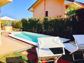 Hus | Pool | Inomhuspool och utomhuspool