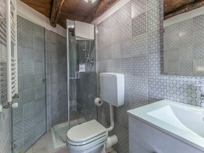 House | Bathroom - Lavish Sicilian Villa With Pool (Ficarra)
