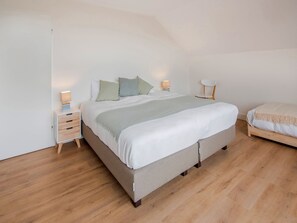 Villa | 9 slaapkamers, individueel gemeubileerd, beddengoed