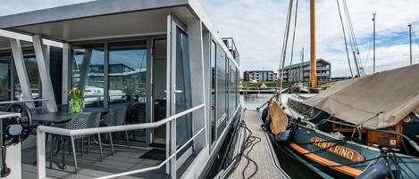 บริเวณภายนอก