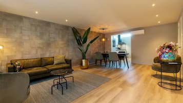 Apartment | Living area