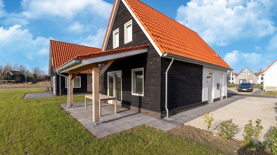 Holiday Home in Scherpenisse Near Oosterschelde