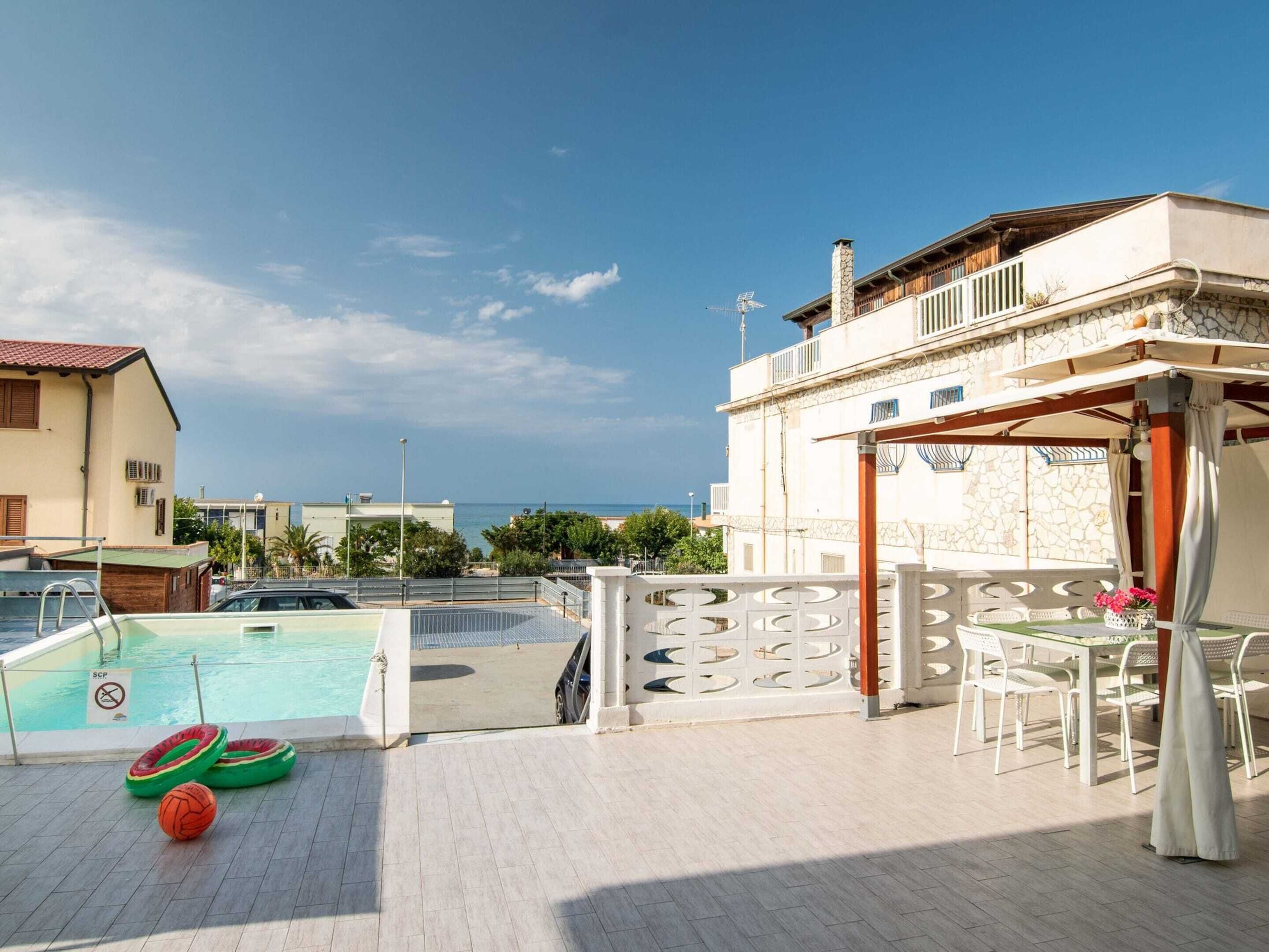 别墅 | 泳池 | 室外游泳池