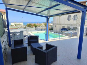 Villa | Balcón