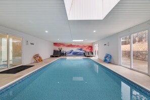 Sisäuima-allas, lämmitetty uima-allas