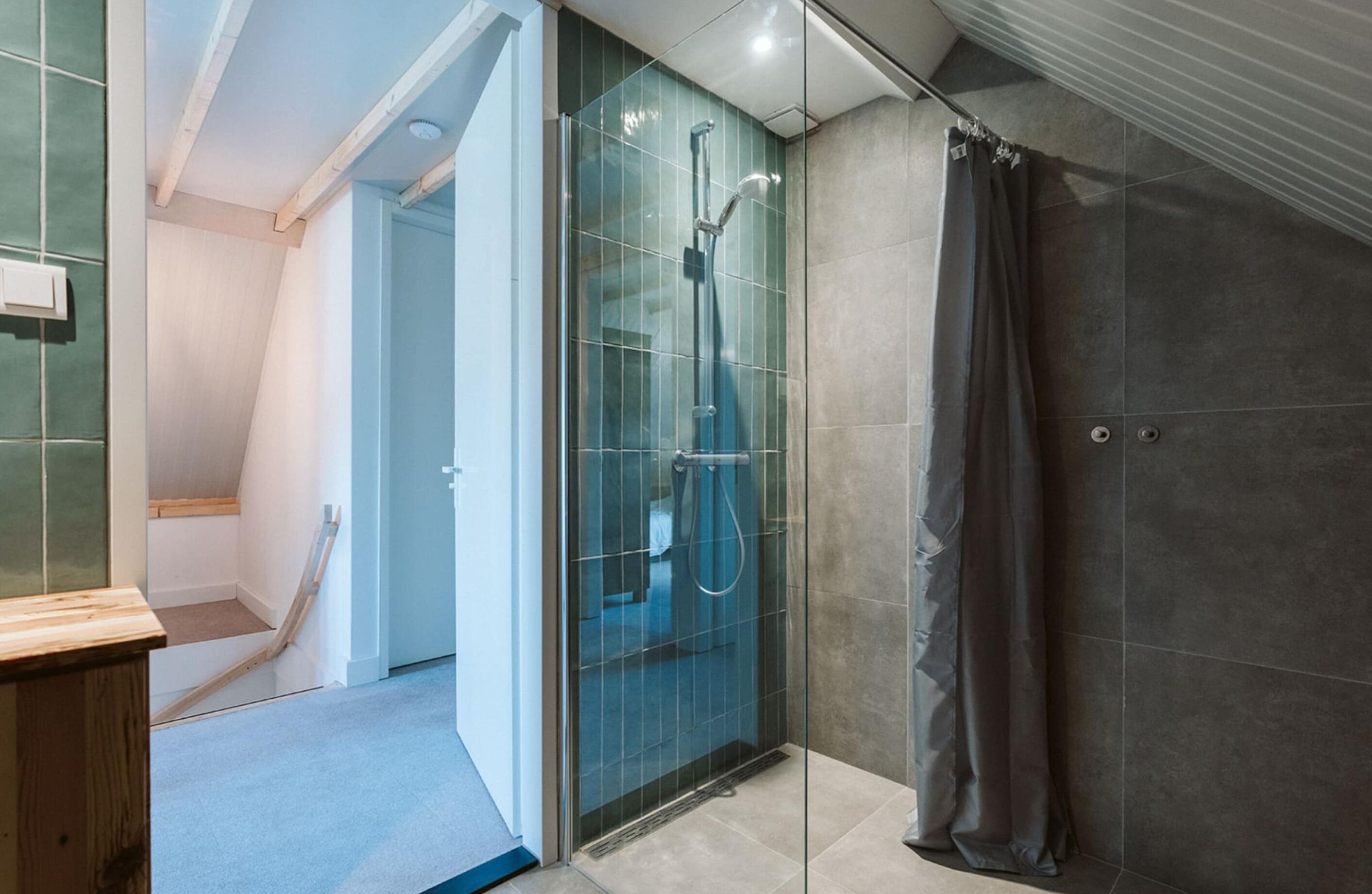 House | Bathroom