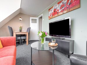 House | Living room - Peaceful Family Home in Elim (Elim)