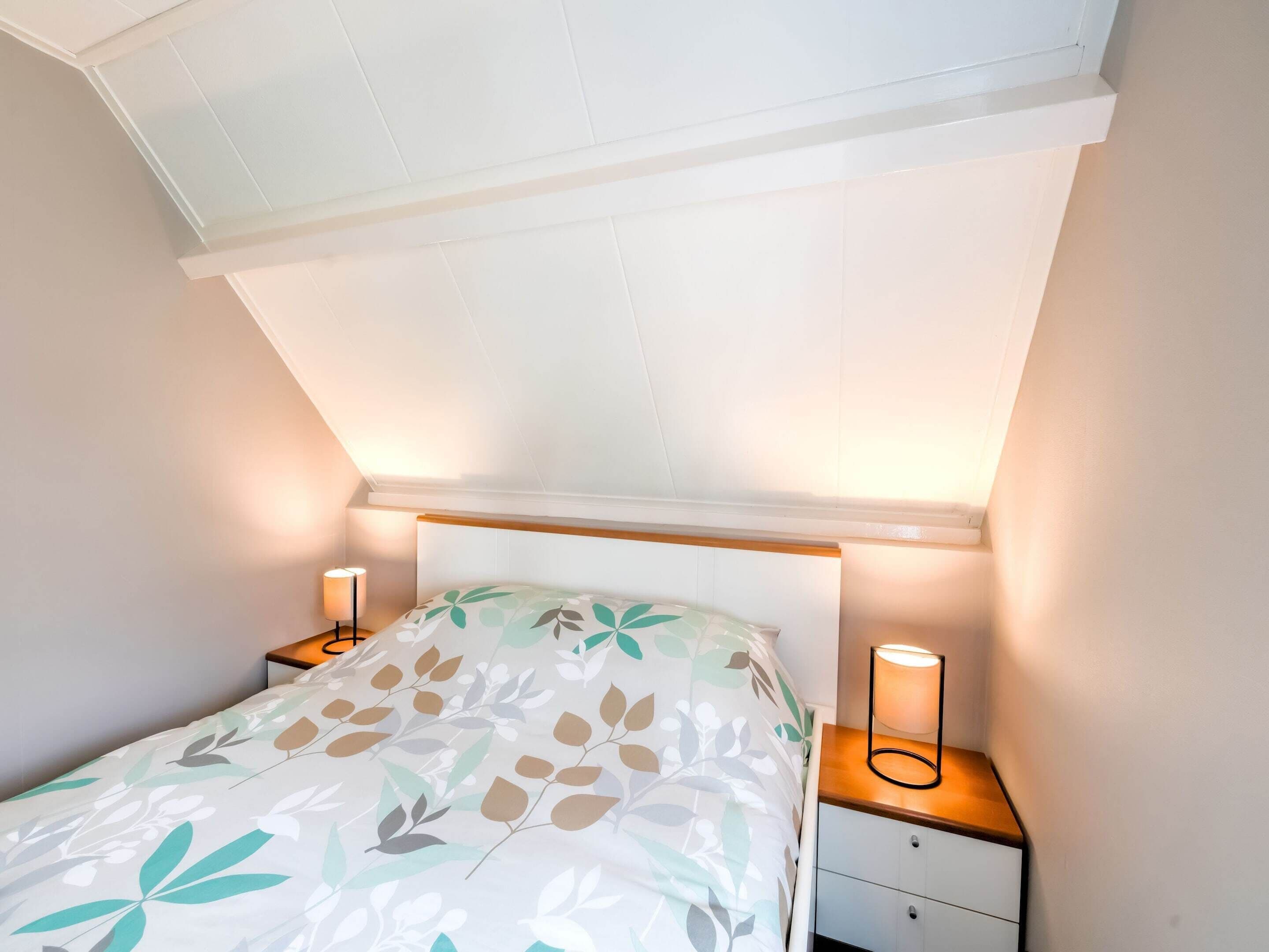 House | 2 bedrooms, individually furnished, bed sheets