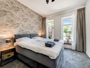 Hus | 5 sovrum, unika möbler och sängkläder