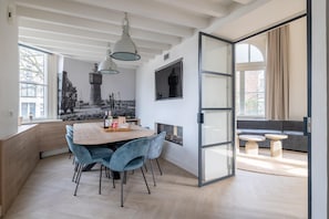 House | Dining