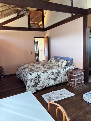 3 habitaciones, tabla de planchar con plancha y wifi gratis 