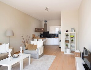 Apartment | Living room - Modern Apartment Overlooking the Harbor (The Hague)