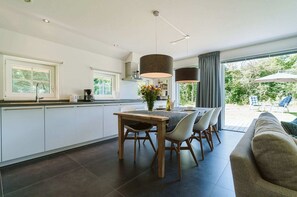 Maison | Cuisine privée | Réfrigérateur, micro-ondes, four, lave-vaisselle