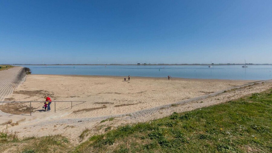 Unique Apartment, Located on the Oosterschelde