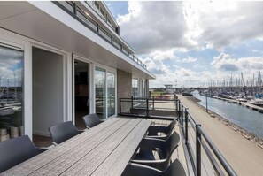 Apartment | View from property - Apartment in Sint-annaland by Marina (Sint-Annaland)