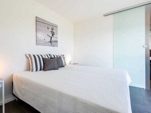 Appartement | 3 slaapkamers, individueel gemeubileerd, beddengoed