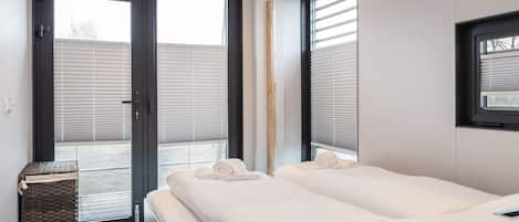 2 bedrooms, individually furnished, bed sheets