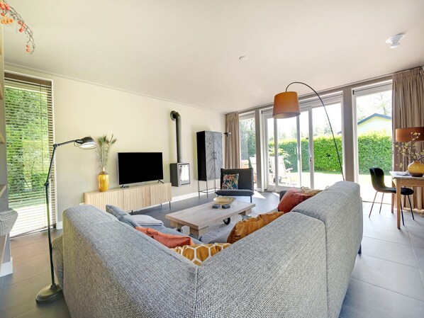 House | Living room