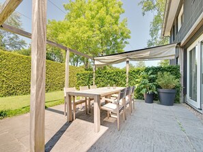 House | Balcony
