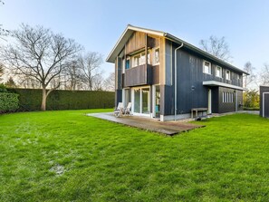 House | Exterior - Family House in Grou Near Water Sports (Grou)