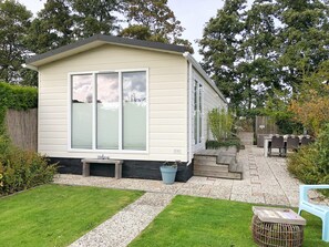 Chalet | Exterior - Rural Chalet in Sint Maarten With Shared Pool (Sint Maarten)