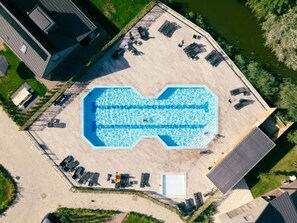 Chalet | Pool | Outdoor pool - Rural Chalet in Sint Maarten With Shared Pool (Sint Maarten)