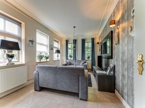 Apartment | Living room