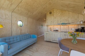 House | Living room - Tiny House in Zeeland Near Oranjezon Dunes (Vrouwenpolder)