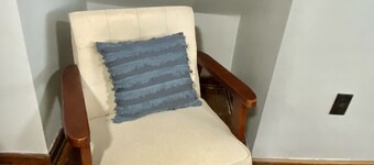Romanttinen-Studio-Oma kylpyhuone-Näkymä maaseudulle-Guest House